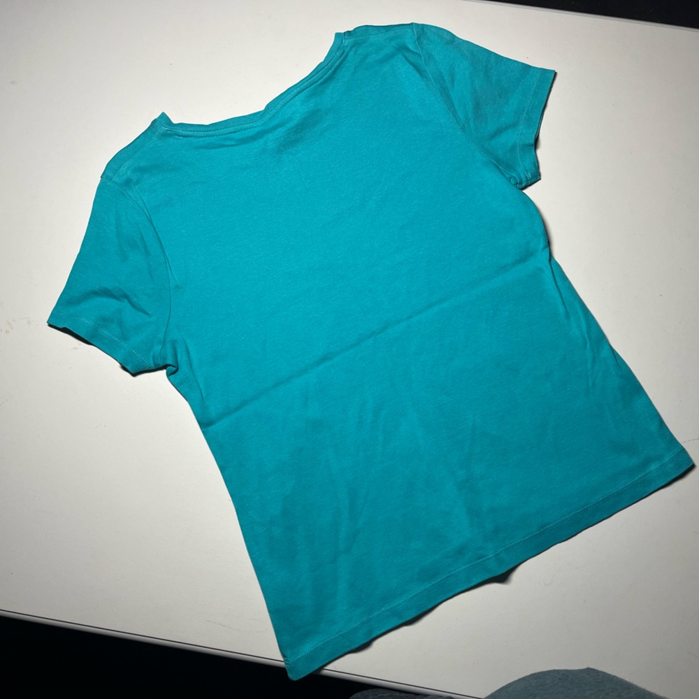 Talbots Tee - Picture 3 of 3